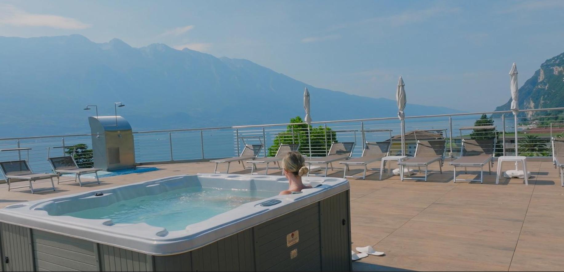 Hotel Sogno Del Benaco Limone sul Garda Exterior photo